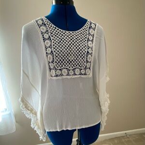 Elegant White Lace Women's Top